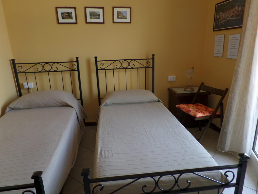 B&B Partenza Funivia Lecco Ruang foto